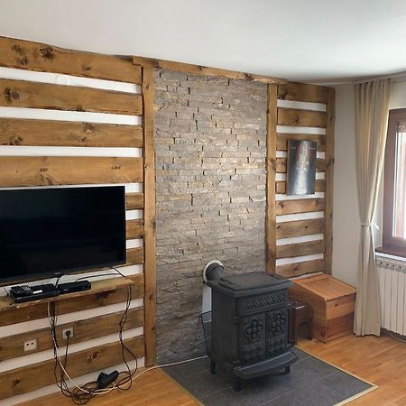 Apartmani Kosuta- Ljiljana Dokanovic Τζαχορίνα Εξωτερικό φωτογραφία