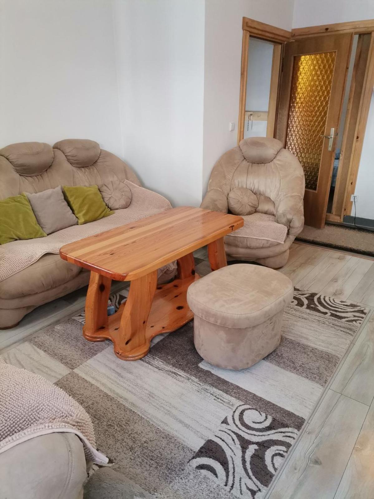 Apartmani Kosuta- Ljiljana Dokanovic Τζαχορίνα Εξωτερικό φωτογραφία