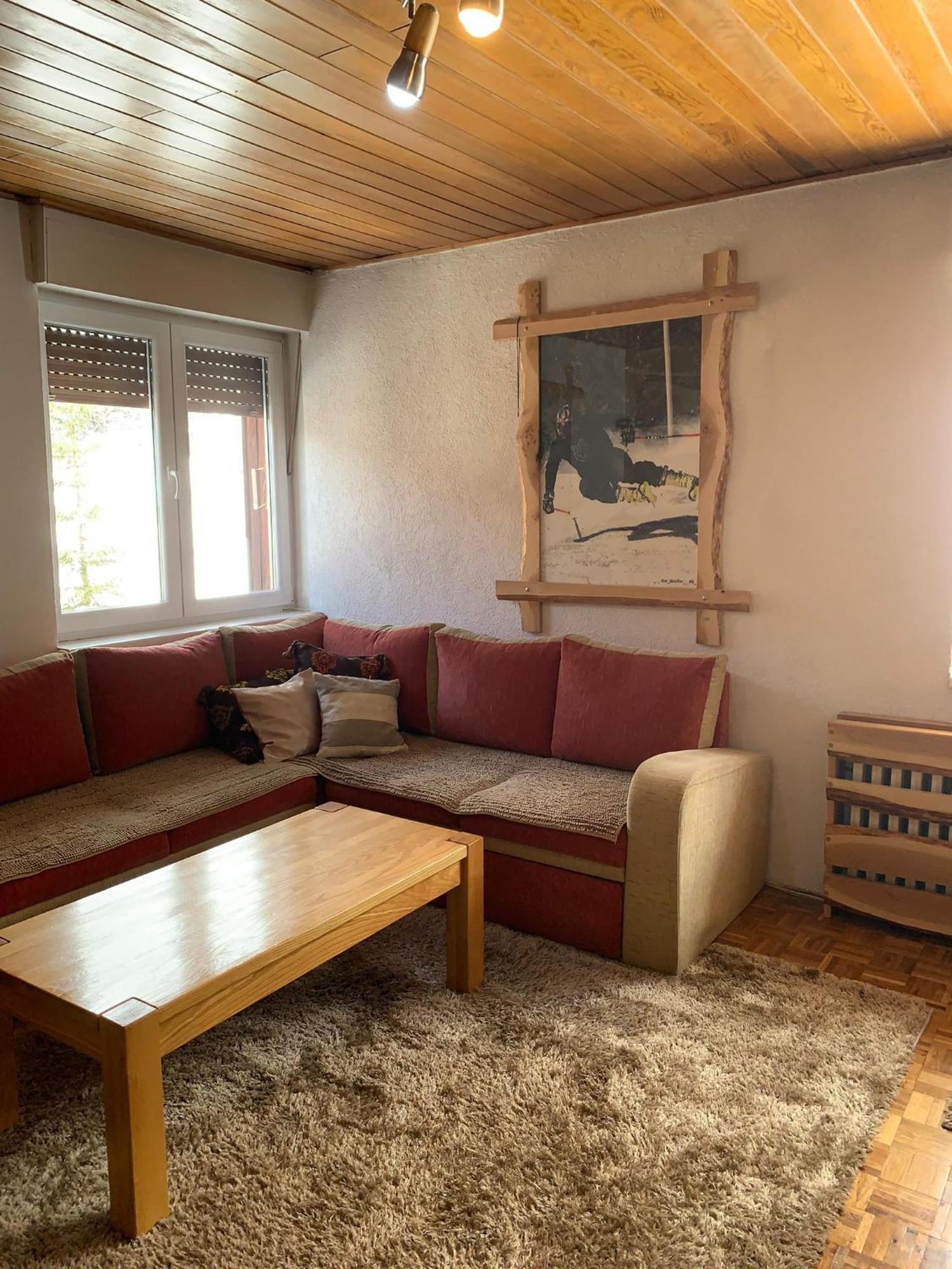 Apartmani Kosuta- Ljiljana Dokanovic Τζαχορίνα Εξωτερικό φωτογραφία