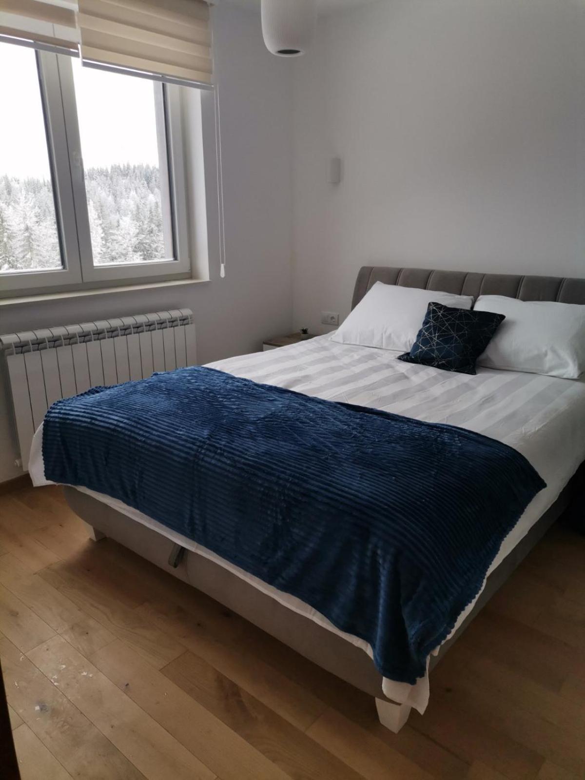 Apartmani Kosuta- Ljiljana Dokanovic Τζαχορίνα Εξωτερικό φωτογραφία